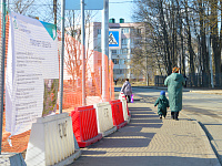 В Твери благоустраивают зеленую зону на улице Артюхиной 